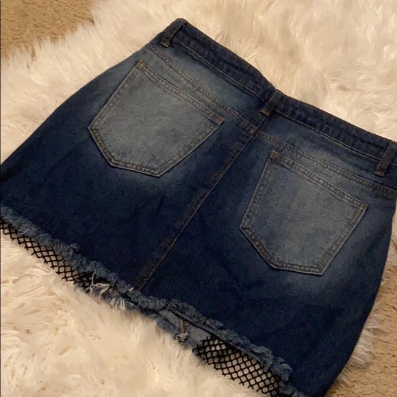 Jean skirt - Picture 2 of 2